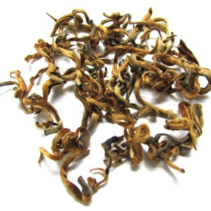 Yunnan Golden Bud Black Tea - The UK Loose Leaf Tea Company